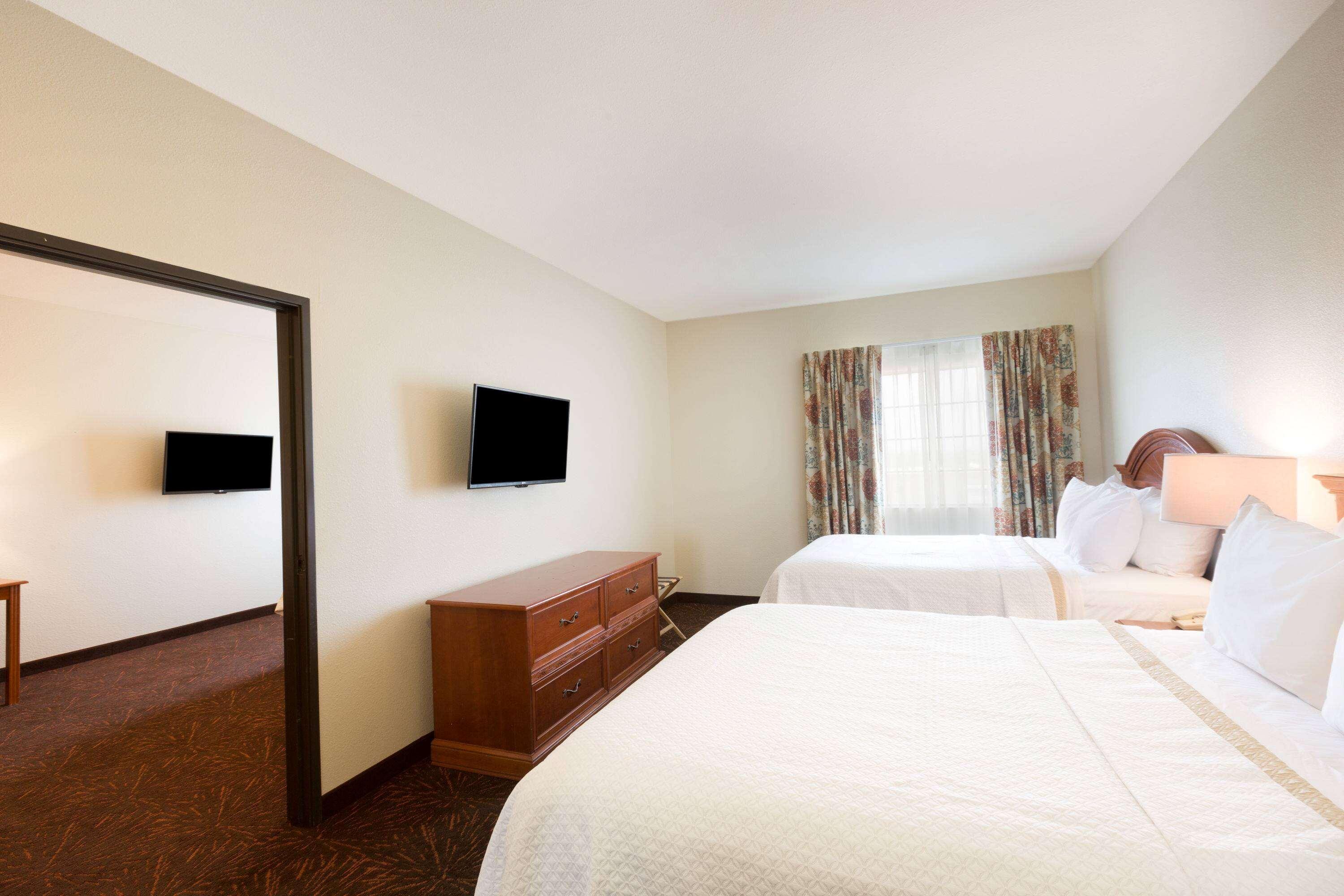 Days Inn & Suites By Wyndham Tucson/Marana Bagian luar foto