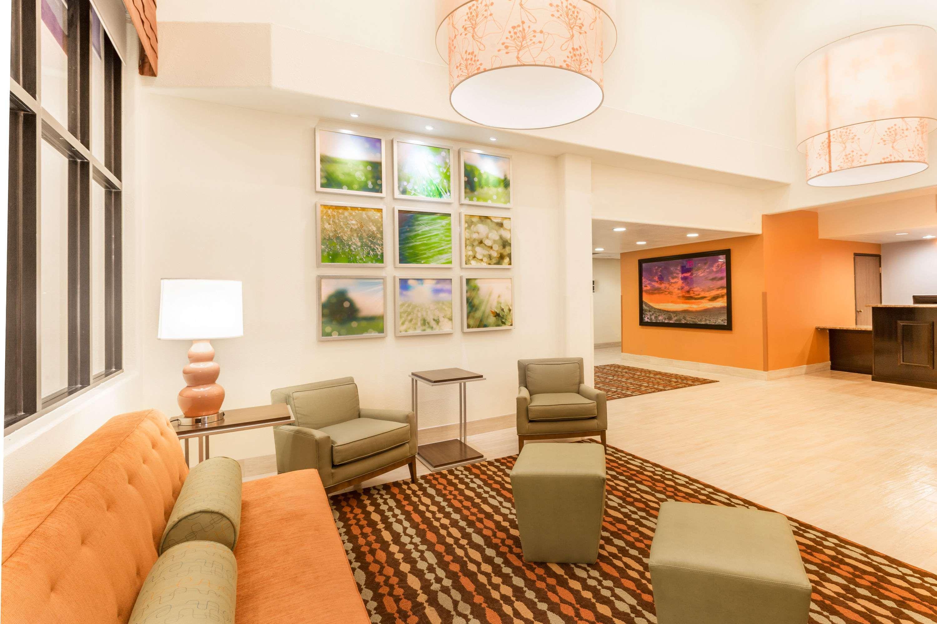 Days Inn & Suites By Wyndham Tucson/Marana Bagian luar foto