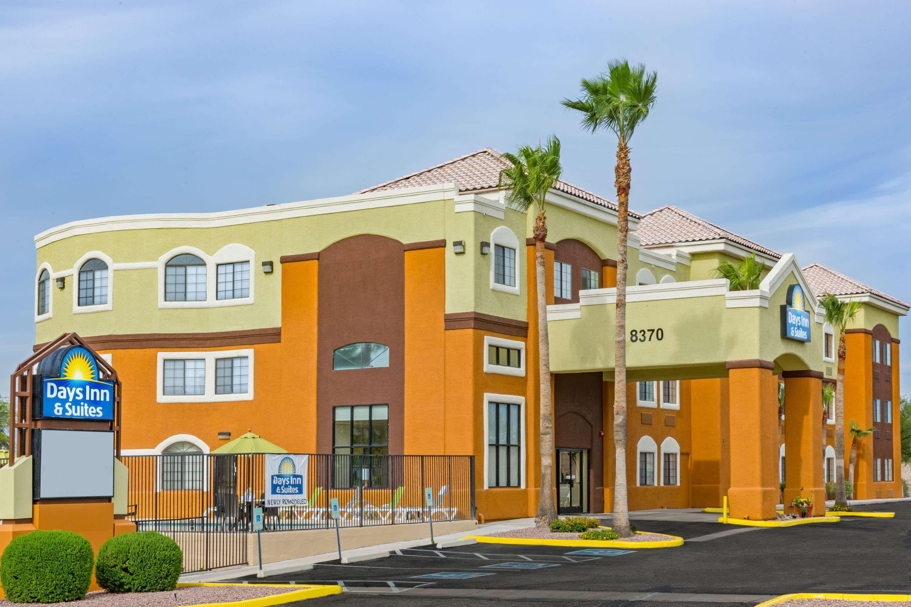 Days Inn & Suites By Wyndham Tucson/Marana Bagian luar foto