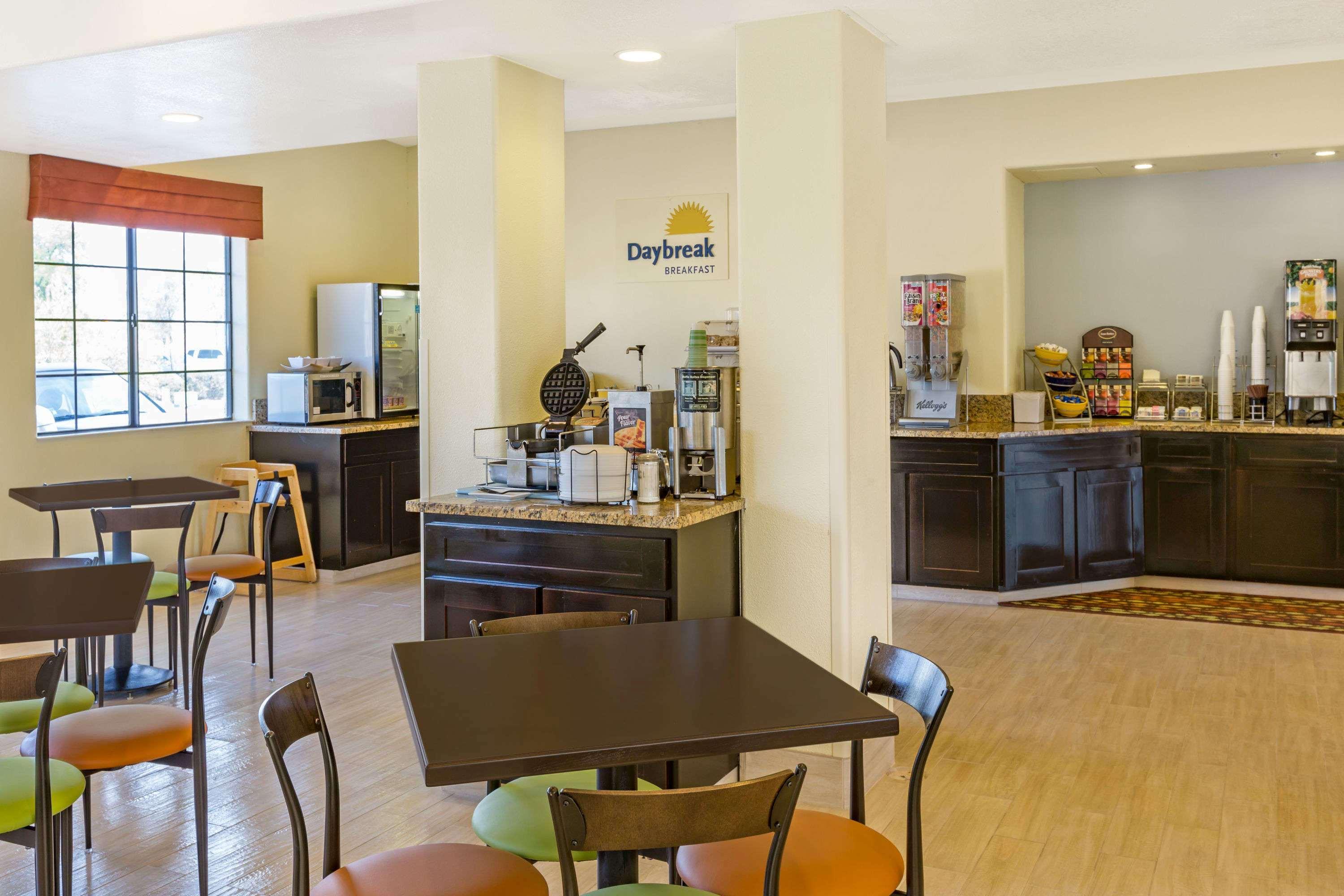 Days Inn & Suites By Wyndham Tucson/Marana Bagian luar foto