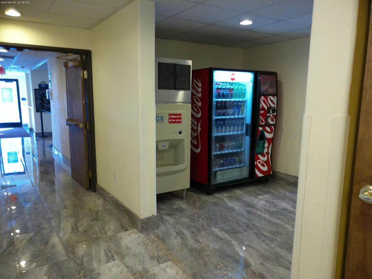 Days Inn & Suites By Wyndham Tucson/Marana Bagian luar foto