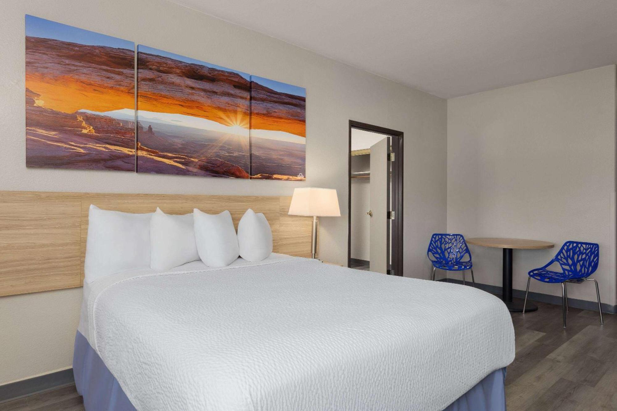 Days Inn & Suites By Wyndham Tucson/Marana Bagian luar foto
